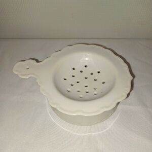 Vintage Porcelain Early 20th Century White Tea Strainer